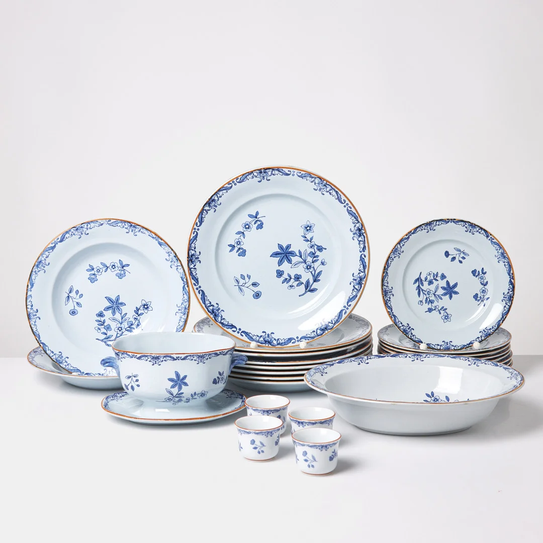 SERVISDELAR, 24 dlr, "Ostindia", design Anna Lerinder, Rörstrand. — Tableware — Stockholms Auktionsverk Sickla
