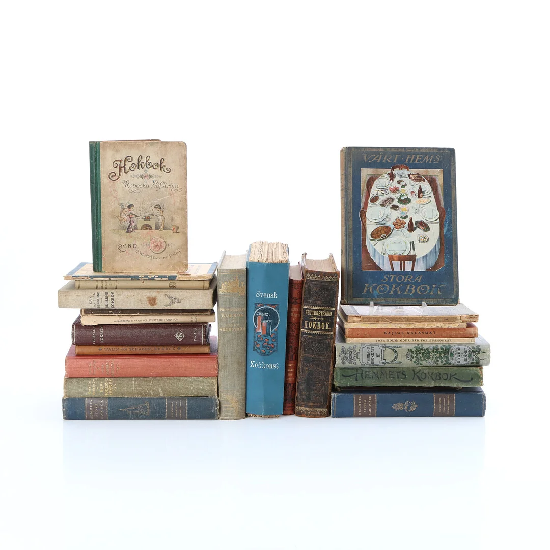 KOKBÖCKER OCH HÄFTEN, 24 ST. 18-1900-tal. — Books — Skånes Auktionsverk