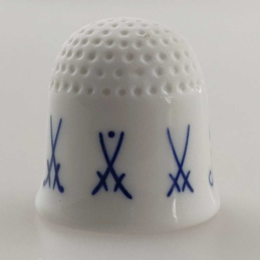 FINGERHUT - MEISSEN, 20. Jh., Porzellan. — European — Auktionshaus Blank