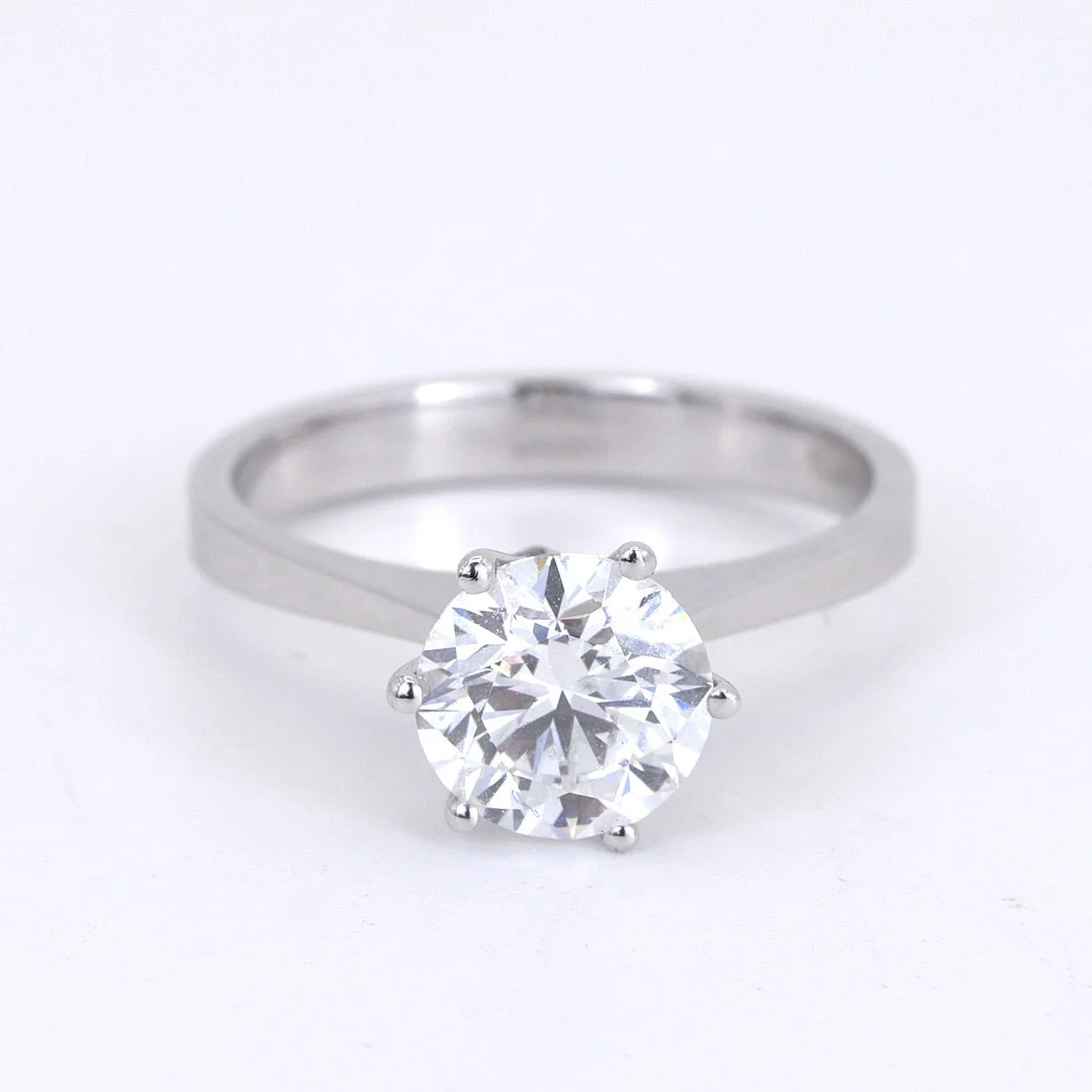 18CT GOLD 1.56CT LAB DIAMOND RING. — Rings — Chalkwell Auctions