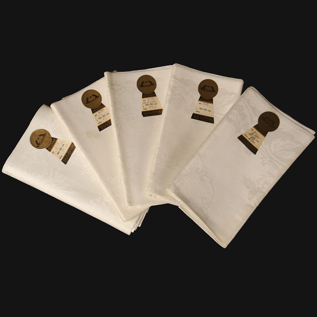 HANDDUKSVÄV, 5 buntar, hellinne, björnlinne, DALSJÖFORS. Originaletiketter. — Textiles — Limhamns Auktionsbyrå