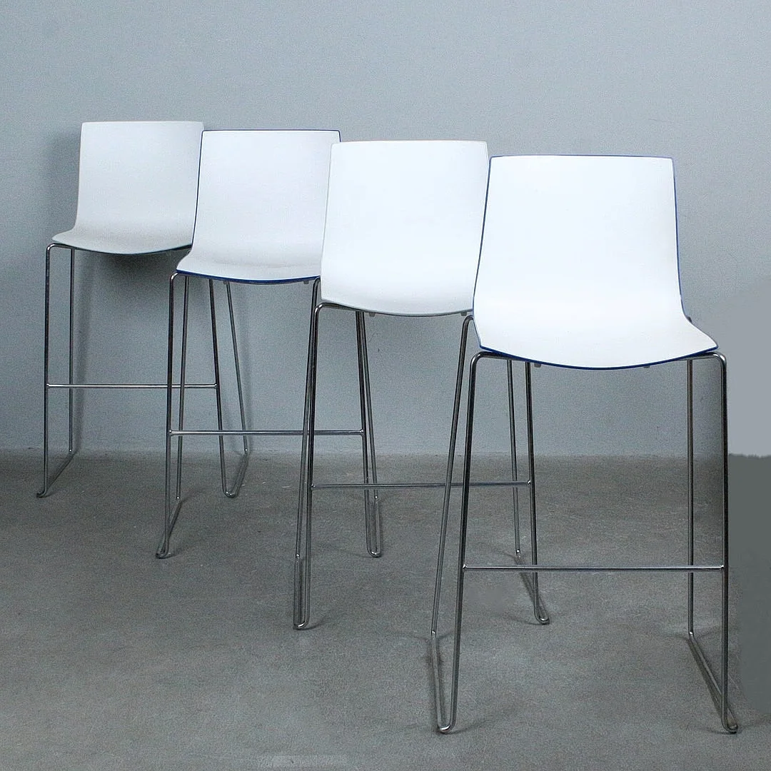 LIEVORE ALTHERR MOLINA. Arper. Set Barhocker, Modell 'Catifa 46', Entwurf von 2004. — Armchairs & Chairs — Stockholms Auktionsverk Düsseldorf/Neuss