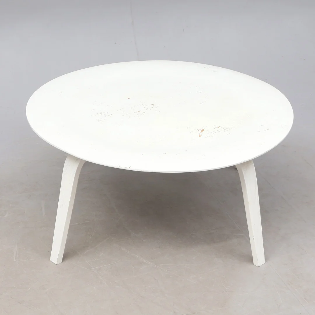 SOFFBORD. — Coffee Tables — Kalmar Auktionsverk