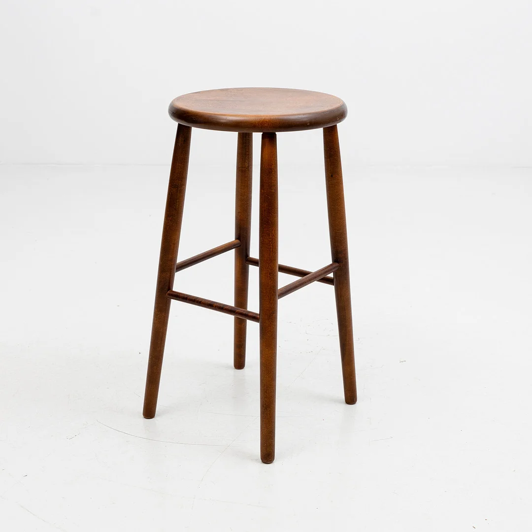 PALL, betsad björk, 1900-tal. — Armchairs & Chairs — Auktionshuset Kolonn