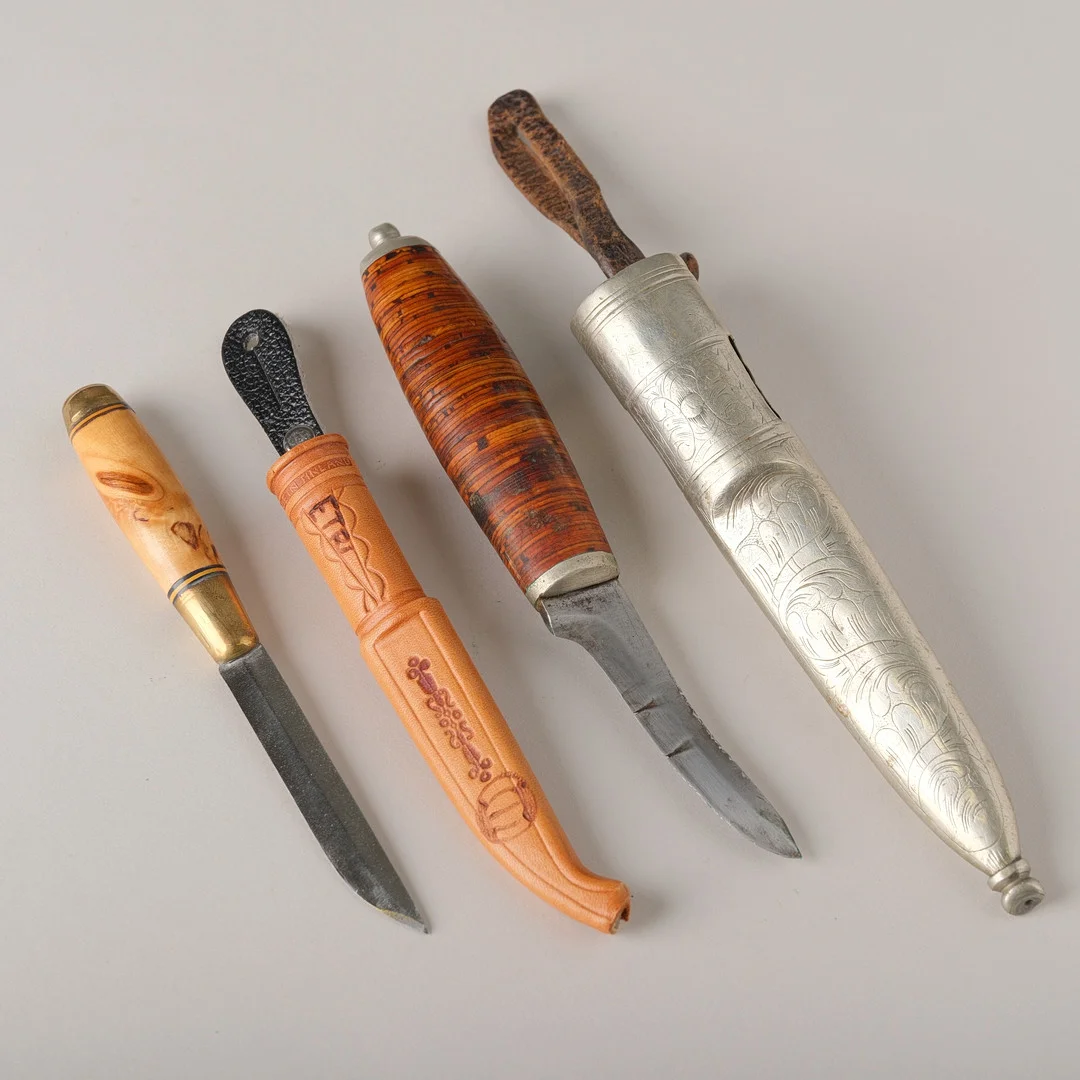 Två knivar, Finland och Norge, 1900-tal. — Edged weapons — Wickmans