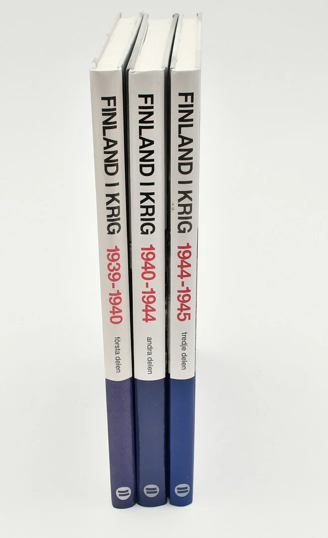 Böcker om Finland i krig. 3 volymer. — Books — Connoisseur Bokauktioner