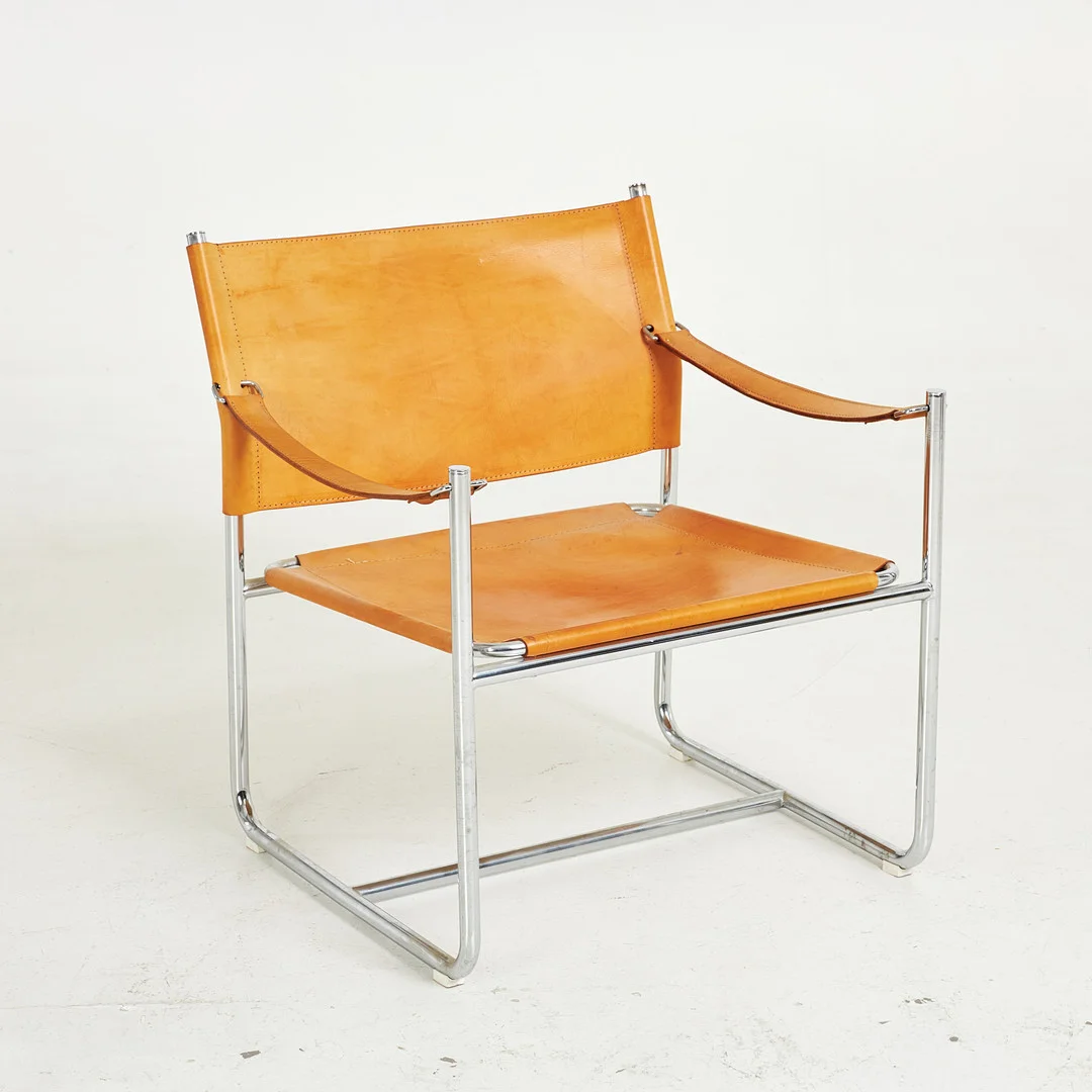 KARIN MOBRING. Safarifåtölj, "Amiral", för Ikea 1971, läder, kromade stålrör. — Armchairs & Chairs — Stockholms Auktionsverk Sickla