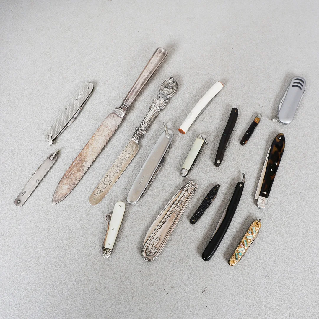 A COLLECTION OF VARIOUS PEN KNIVES, A CORN-RAZOR ETC., (QTY). — Other collectables — Bishop & Miller