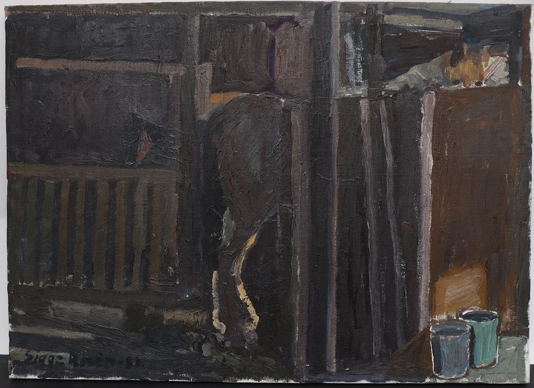 SIGGE ROSÉN. Häst i stallet, oljemålning på duk, signerad och daterad 81. — Paintings — Falun Auktionsbyrå