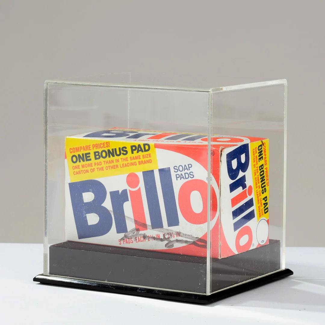 ANDY WARHOL (1928-87). Signeret 'Brillo' box, offsettrykt karton. — Other — Palsgaard Kunstauktioner