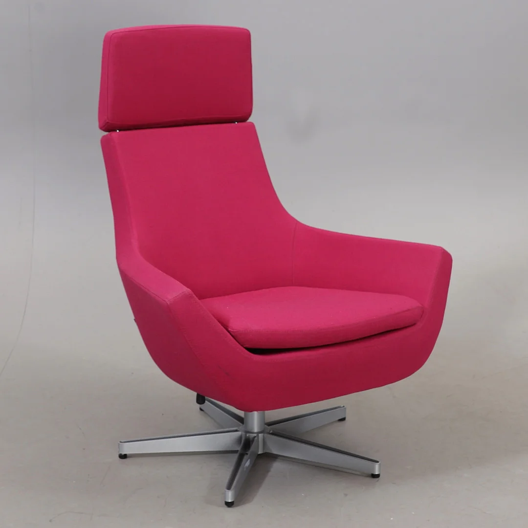 ROGER PERSSON. Fåtölj, "Happy Swing", Swedese, 2000-tal. — Armchairs & Chairs — Växjö Auktionskammare