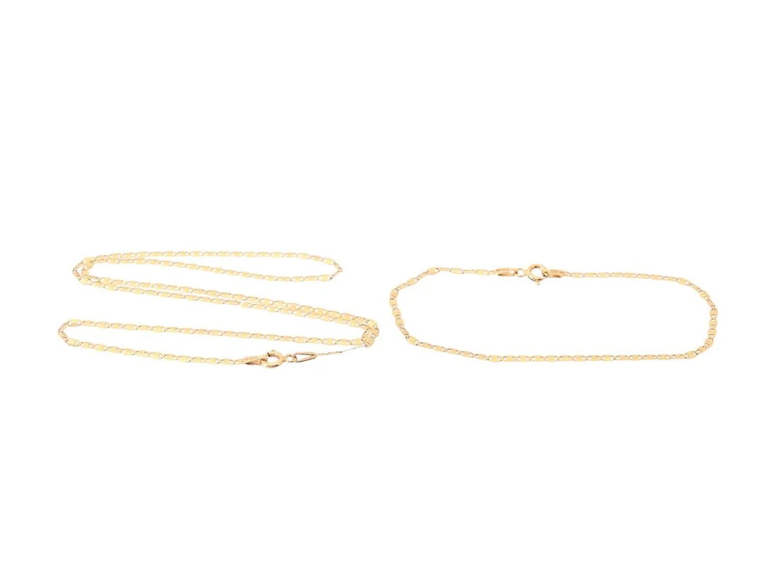 SMYCKESET, förgyllt sterlingsilver, halskedja, armband, fantasilänk, längd 44,5/18,5 cm, totalvikt ca 2,4 g. — Smycken/Smyckeset — Kaplans