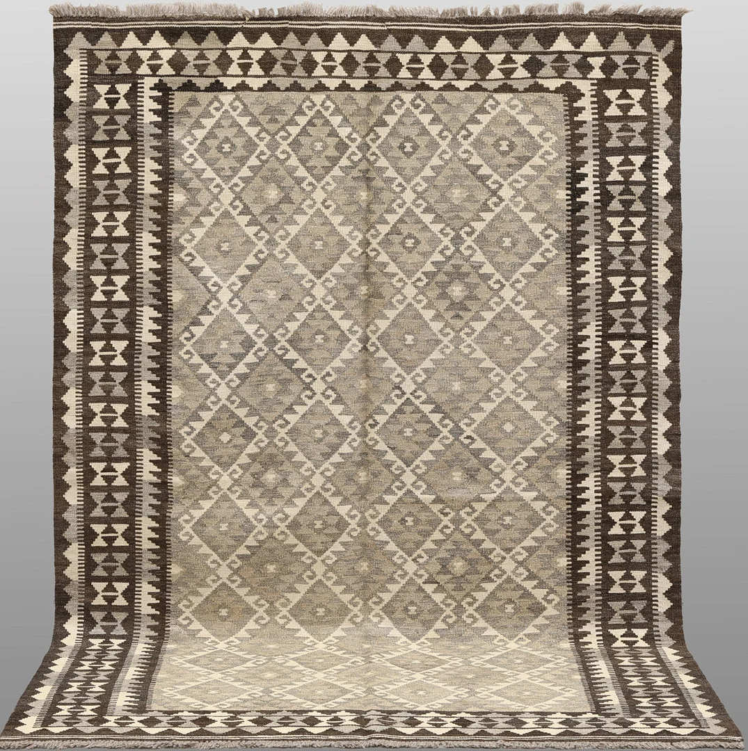 ORIENTMATTA. Kelim naturfärgad, 248 x 163 cm. — Carpets — Gomér & Andersson Nyköping