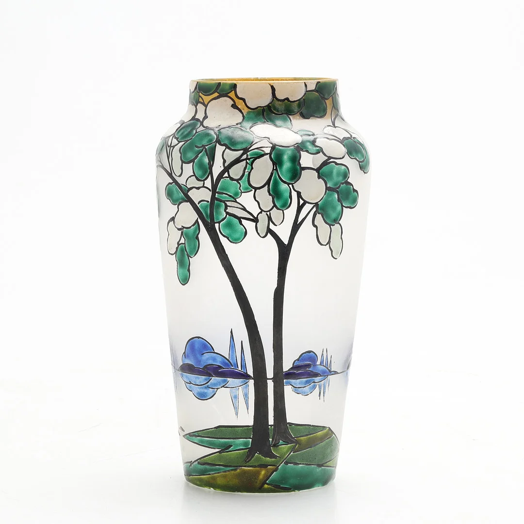 VAS, glas med emaljfärger, jugend, 1900-talets första del. — Art glass — Crafoord Auktioner Malmö