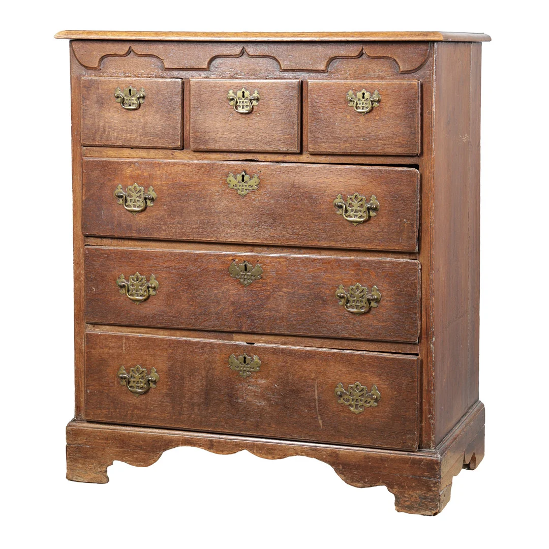 A GEORGE III OAK NORFOLK CHEST OF DRAWERS, CIRCA 1760-80. — Chests of drawers — Bishop & Miller