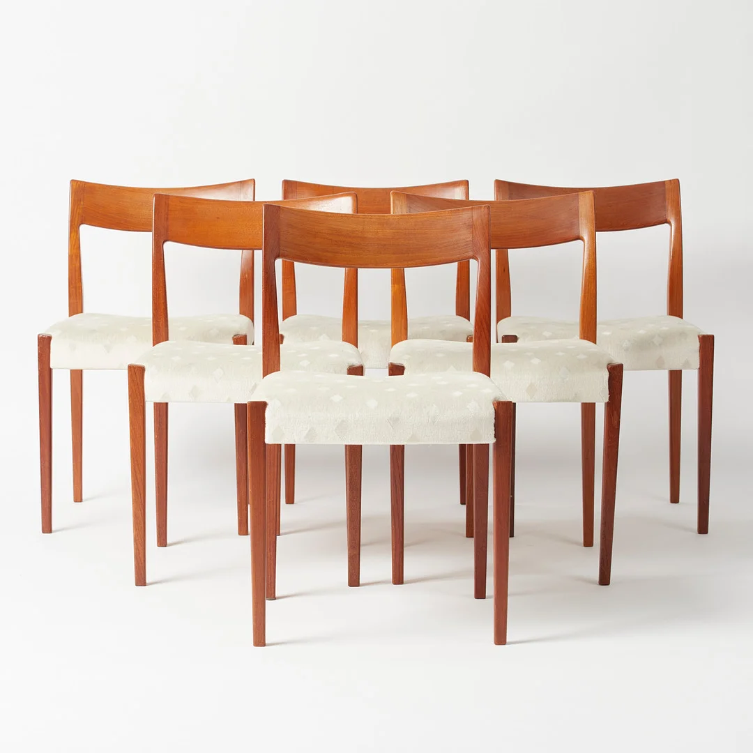 YNGVE EKSTRÖM. Troeds, Set Stühle, Modell 'Kontiki', Teakholz, Velourstoff, 1960er Jahre, Schweden. (6). — Armchairs & Chairs — Stockholms Auktionsverk Köln