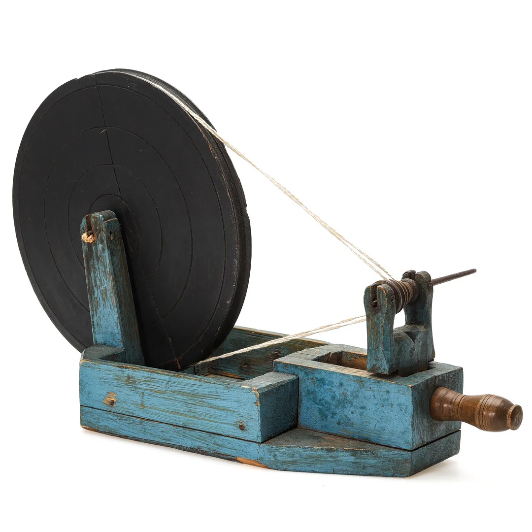 TRÅDVINDA, bordsmodell, 18/1900-tal. — Tools & Gears — Auktionsmagasinet Vänersborg