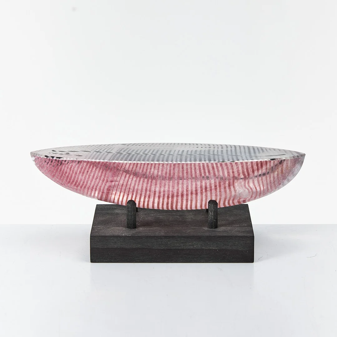 BERTIL VALLIEN. Skulptur, Kosta Boda, föreställande båt. — Art glass — Stockholms Auktionsverk Magasin 5