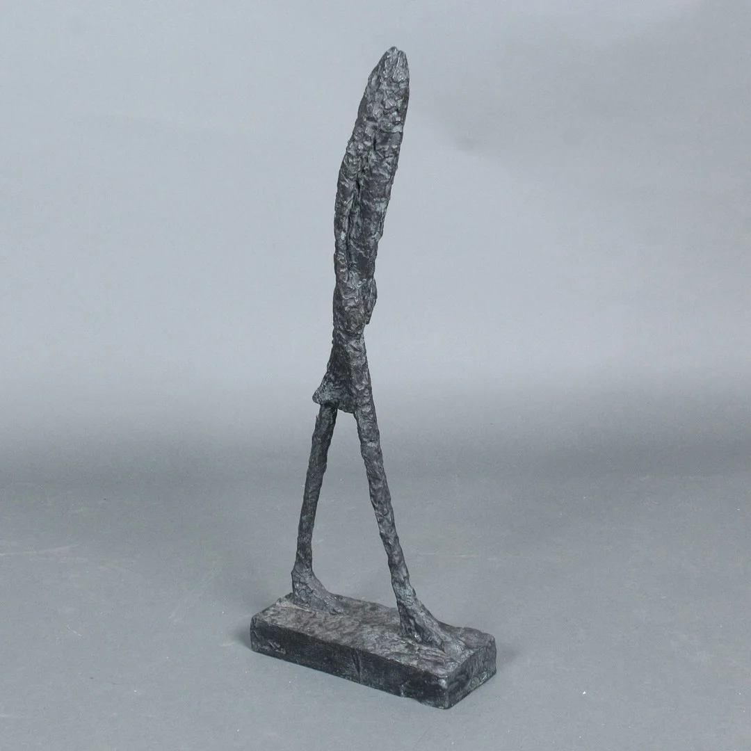 ERNST BAUMEISTER. Bronzeskulptur, '' Der schreitende Fisch '' , signiert, Bildgießerei Kraas (2002). — Sculptures & Bronzes — Stockholms Auktionsverk Düsseldorf/Neuss