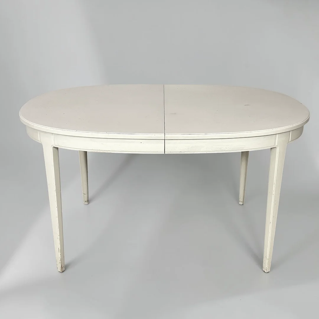 CARL MALMSTEN. Matbord, 3 delar, "Herrgården", Bodafors, 1962. — Tables — Roslagens Auktionsverk