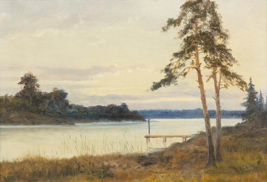 OIDENTIFIERAD KONSTNÄR. Insjölandskap, olja på duk, otydligt signrad. — Paintings — Garpenhus Auktioner