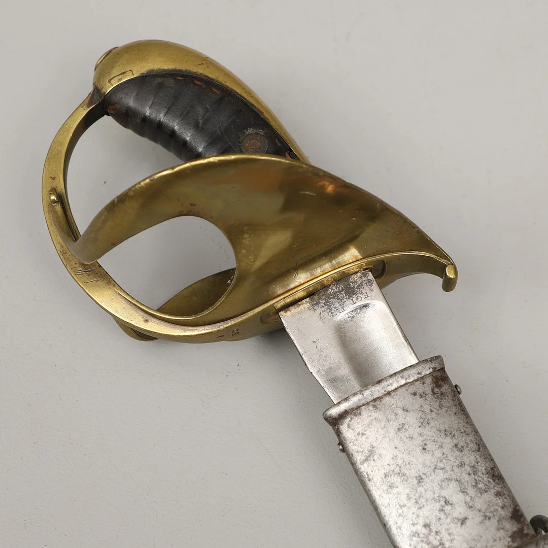 SABEL, svensk, m/1842, för manskap vid kavalleriet. — Edged weapons — Crafoord Auktioner Malmö