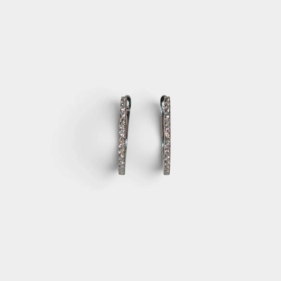 Pendientes en oro blanco de 18 K y diamantes. — Earrings — Barcelona Auctions