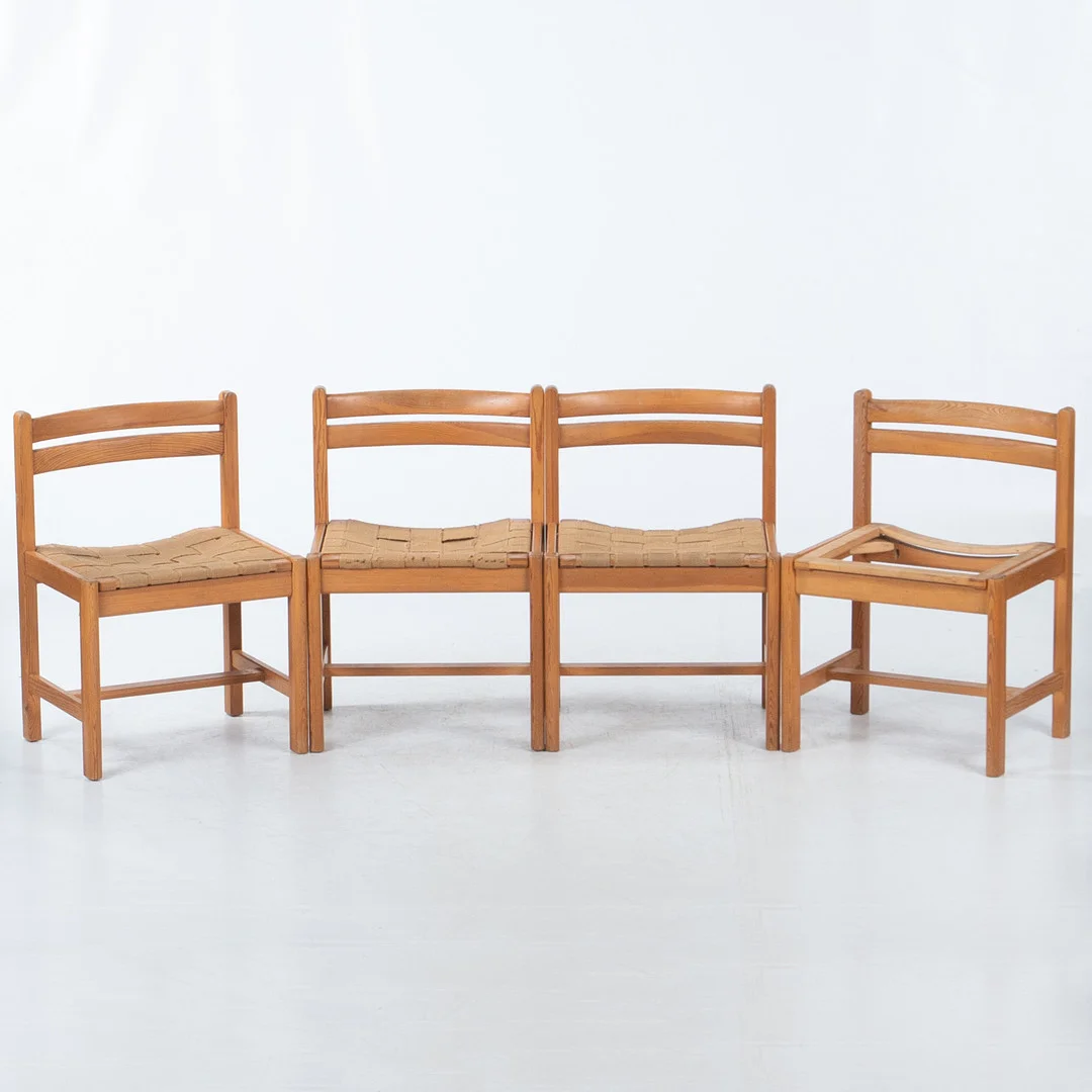 BØRGE MOGENSEN. Stol Asserbo, 4 st Karl Andersson och Söner, furu, sadelgjord sits, etikettmärkta. — Armchairs & Chairs — Laholms Auktionskammare