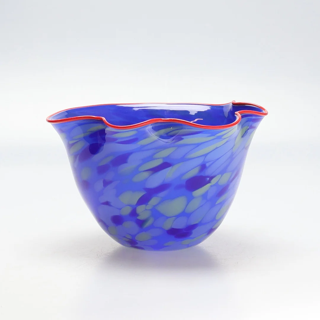 CATTI ÅSELIUS LIDBECK. Vas, glas, Johansfors, signerad. — Art glass — Gomér & Andersson Jönköping