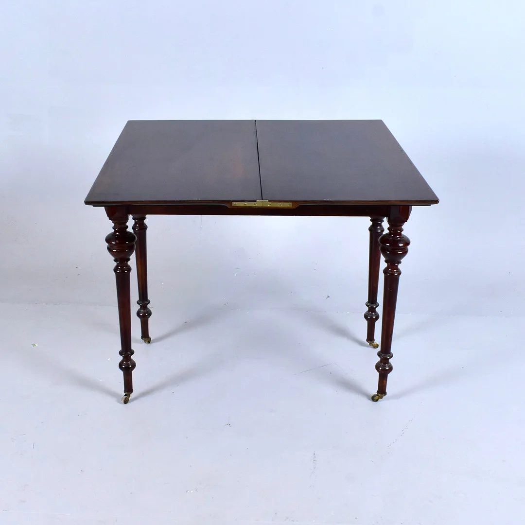 SPELBORD, mahogny, 1900-tal. — Tables — Halmstads Auktionskammare