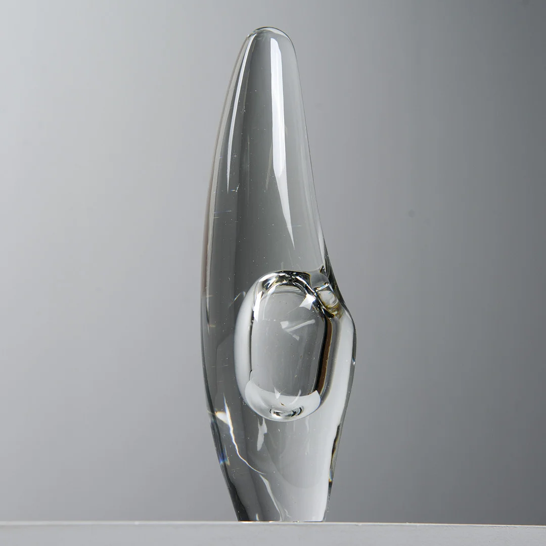 TIMO SARPANEVA. "Orkidé", skulptur, Iittala, Finland, signerad samt daterad -55. — Art glass — Formstad Auktioner