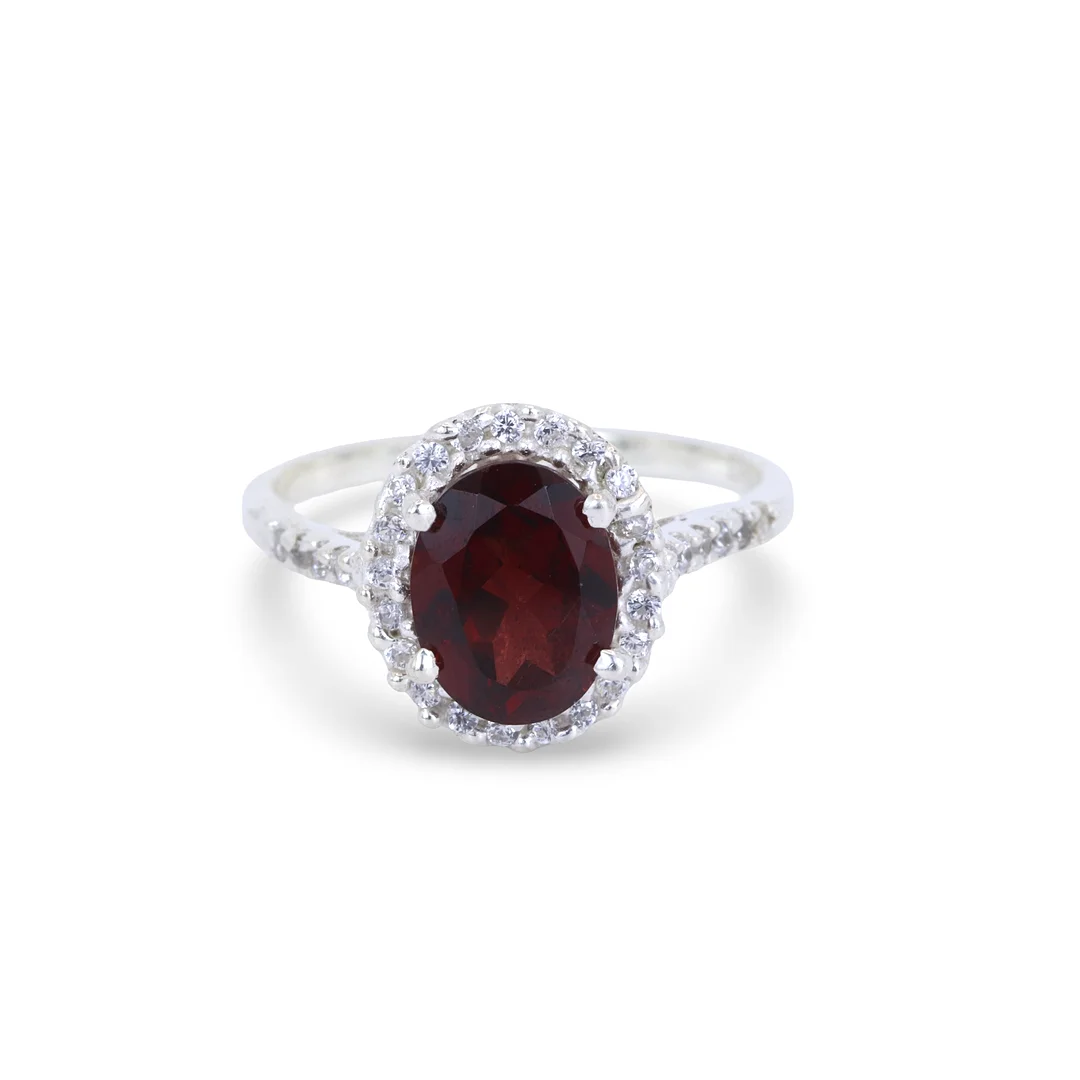 GARNET SILVER CLUSTER RING. — Rings — Chalkwell Auctions