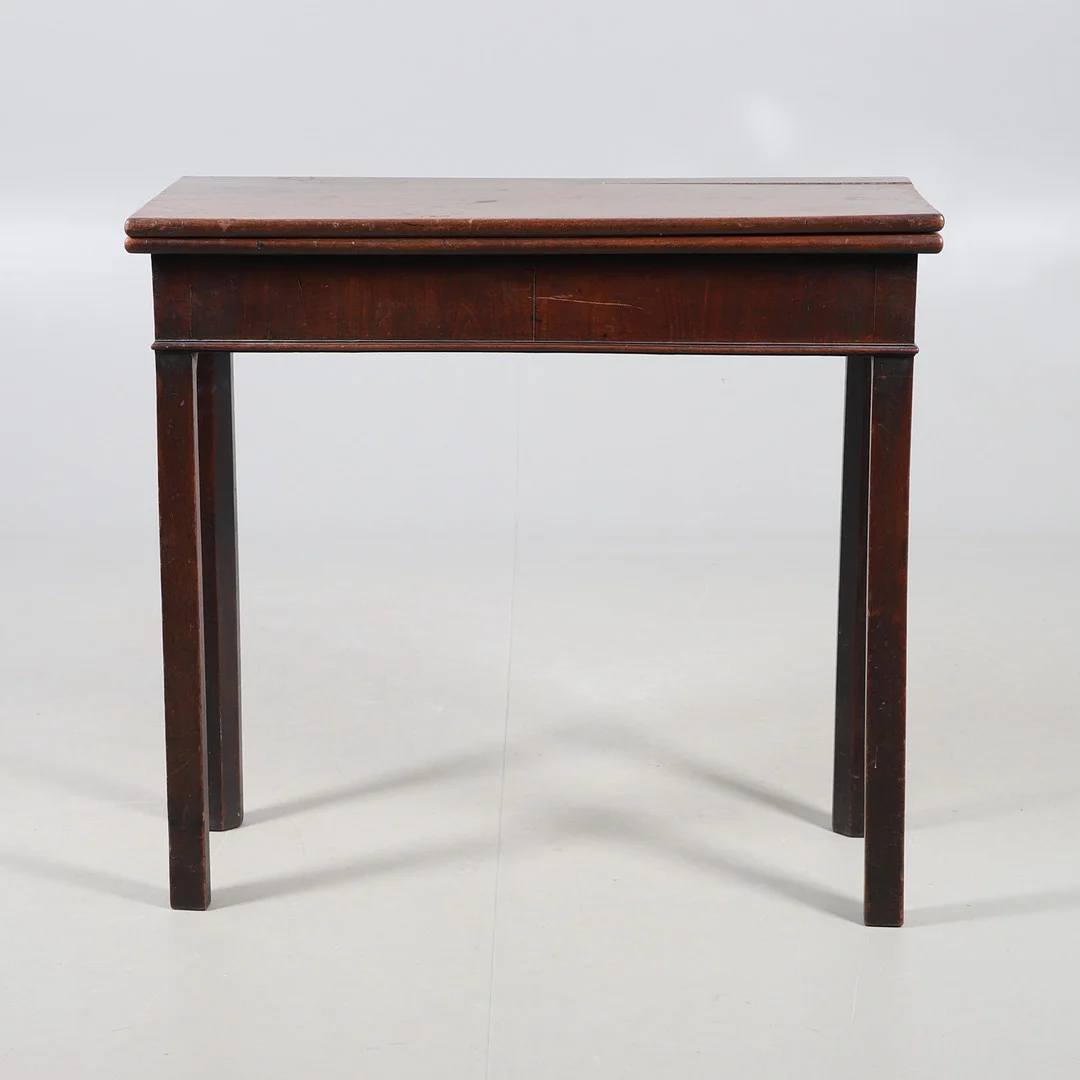 A 19TH CENTURY MAHOGANY TEA TABLE. — Tables — Lawrences Auctioneers