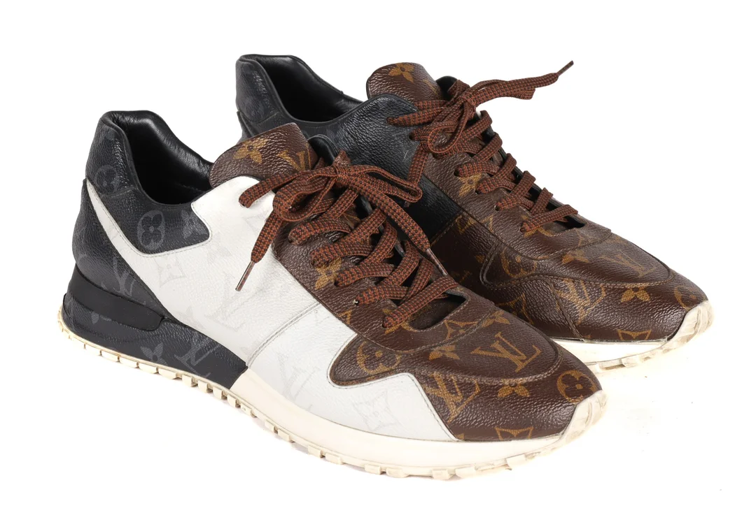 Louis Vuitton. LV Run Away Sneakers, size 8/ approx. size 41-42 — Clothing, shoes and accessories/Shoes, boots — Lauritz