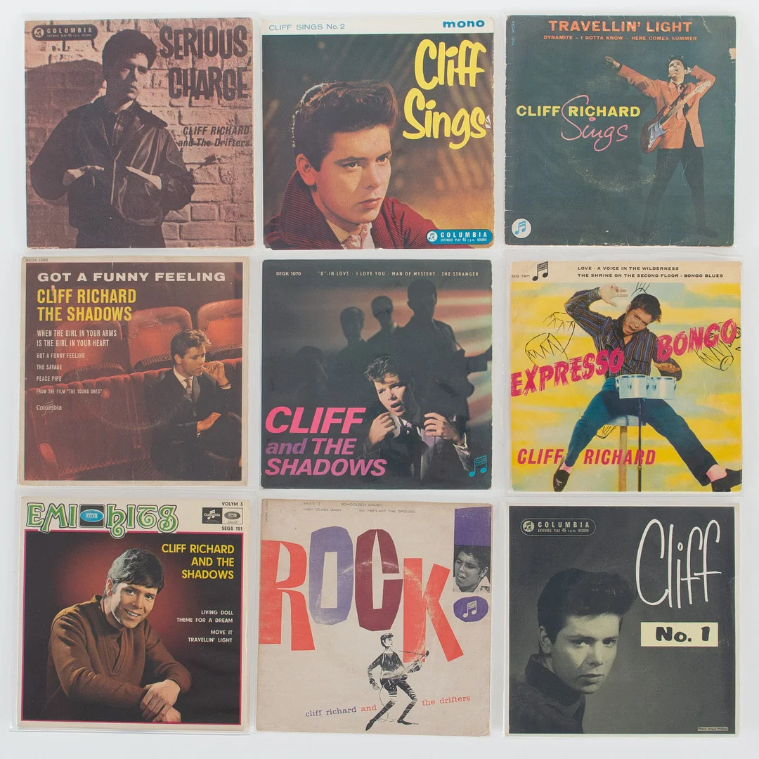CLIFF RICHARD. Singlar 7", 9 stycken. — Audio, Vinyl & Hi-Fi — Laholms Auktionskammare