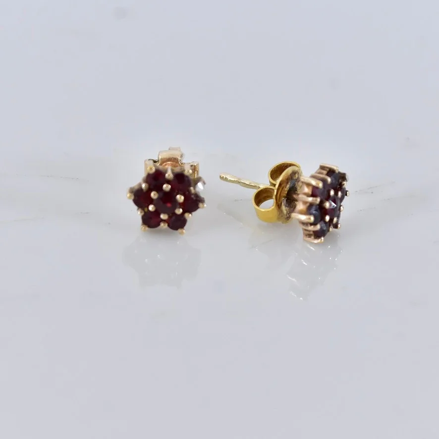 ÖRHÄNGEN, med granater, förgyllt silver Heribert Engelbert, Stockholm. — Earrings — Halmstads Auktionskammare