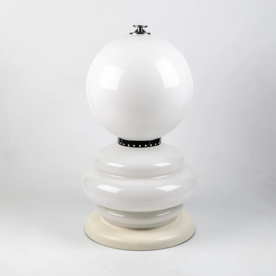 CARLO NASON. TILLSKRIVEN. Bords- / golvlampa, Space Age, 1970-tal, Murano-glas, kromade och lackerade detaljer. — Table Lamps — Stockholms Auktionsverk Helsingborg