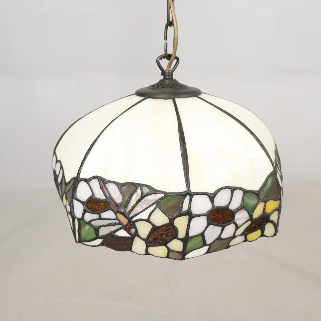 TAKLAMPA tiffanystil. — Ceiling lights — Höörs Auktionshall
