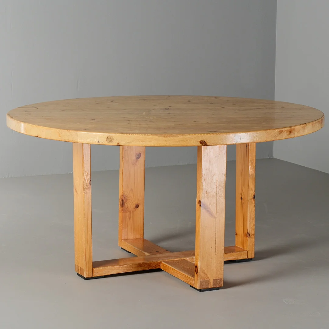 ROLAND WILHELMSSON. TILLSKRIVEN. Bord, möjligen, Karl Andersson & Söner, 1900-talets andra hälft. — Tables — Wickmans