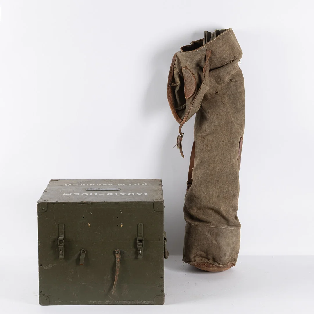 OBSERVATIONSKIKARE samt stativ, för luftvärnsartilleri, "OLA2", nr 1093 M/44, NIFE, Svenska Försvarsmakten. — Other — Stockholms Auktionsverk Helsingborg