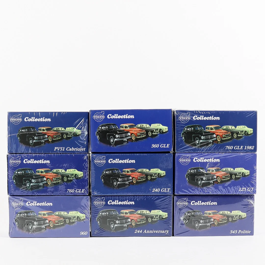 MODELLBILAR 9 Volvo, Atlas Collection. — Model cars — Karlstad Hammarö Auktionsverk
