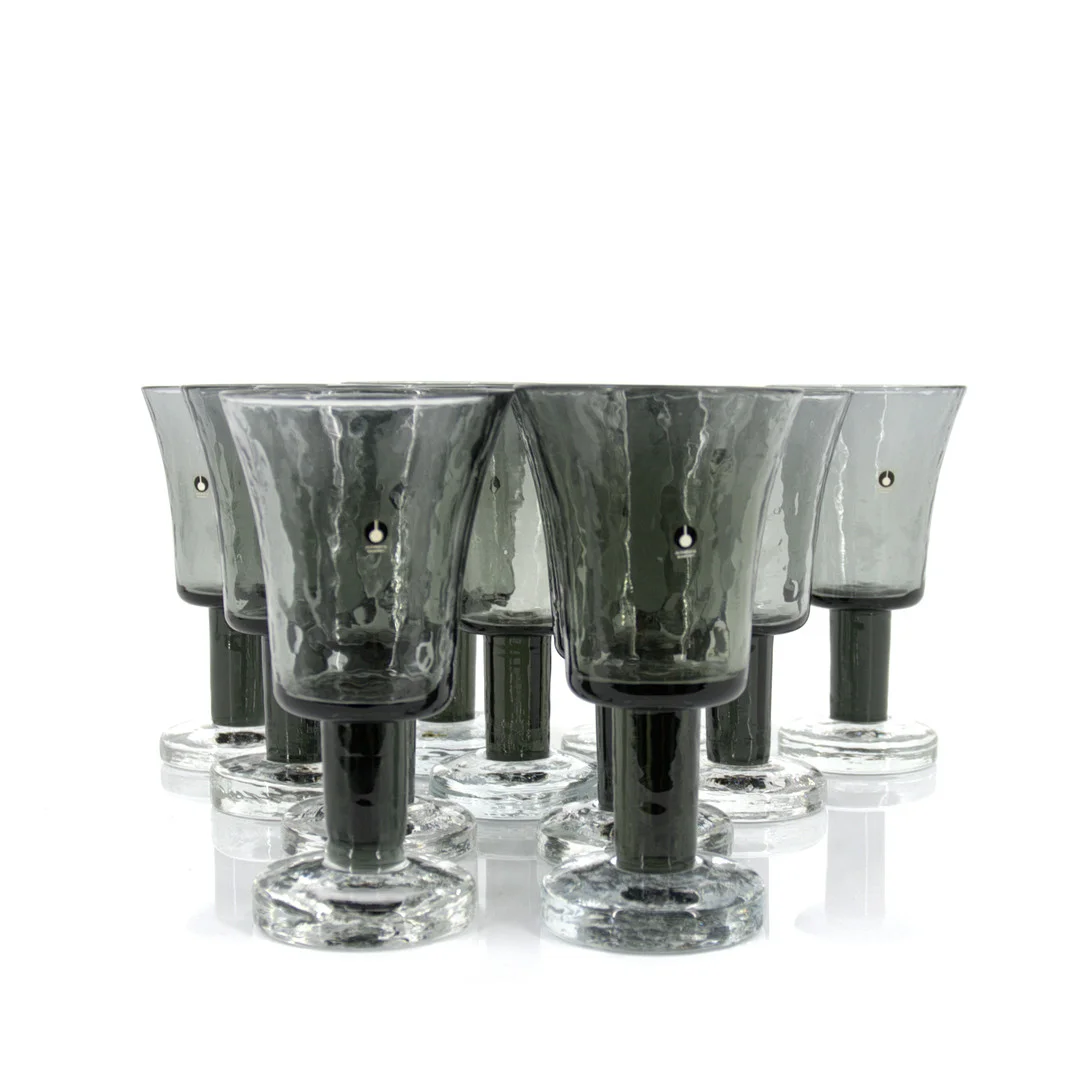 GÖRAN WÄRFF. Vinglas 11 st. "Rustica", gråtonat glas, Pukeberg, 1960-tal. — Utility glass — Höganäs Auktionsverk