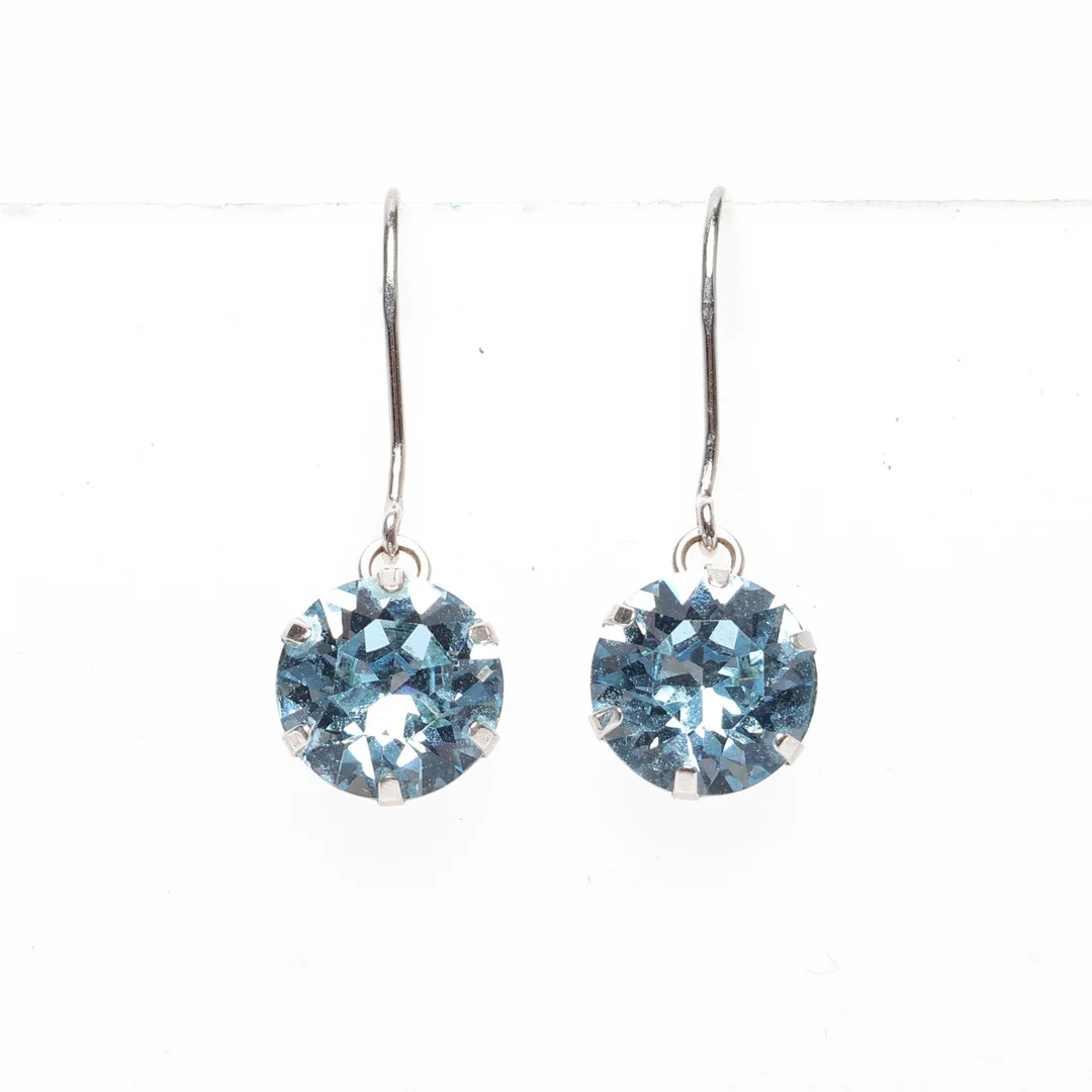 ÖRHÄNGEN, vitguld, ett par, 18k, ca 1,4 gram. — Earrings — Gomér & Andersson Linköping