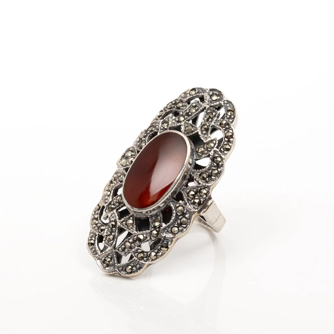 RING, Sterlingsilver, Karneol, Markasiter. — Rings — Garpenhus Auktioner