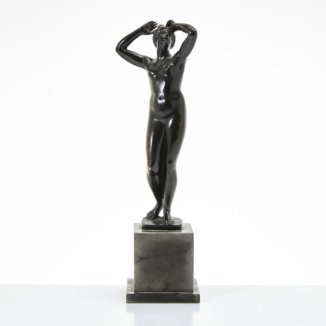 SKULPTUR, brunpatinerad brons, kvinna, sign. Remi Palmier. — Sculptures & Bronzes — Stockholms Auktionsverk Magasin 5