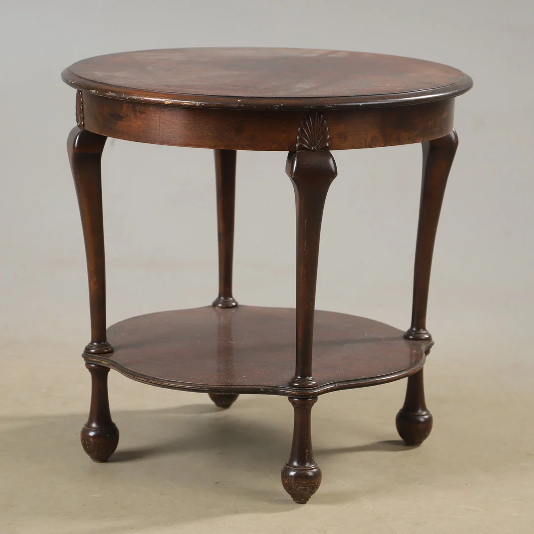 BORD, björk, 1900-talets första hälft. — Tables — Helsingborgs Auktionskammare