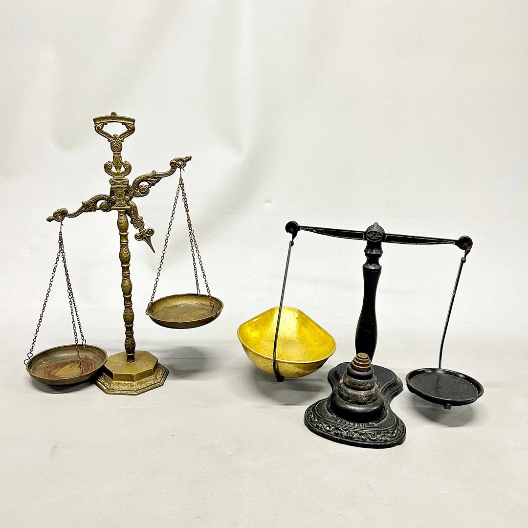 VINTAGE SCALES. — Miscellaneous — Chalkwell Auctions