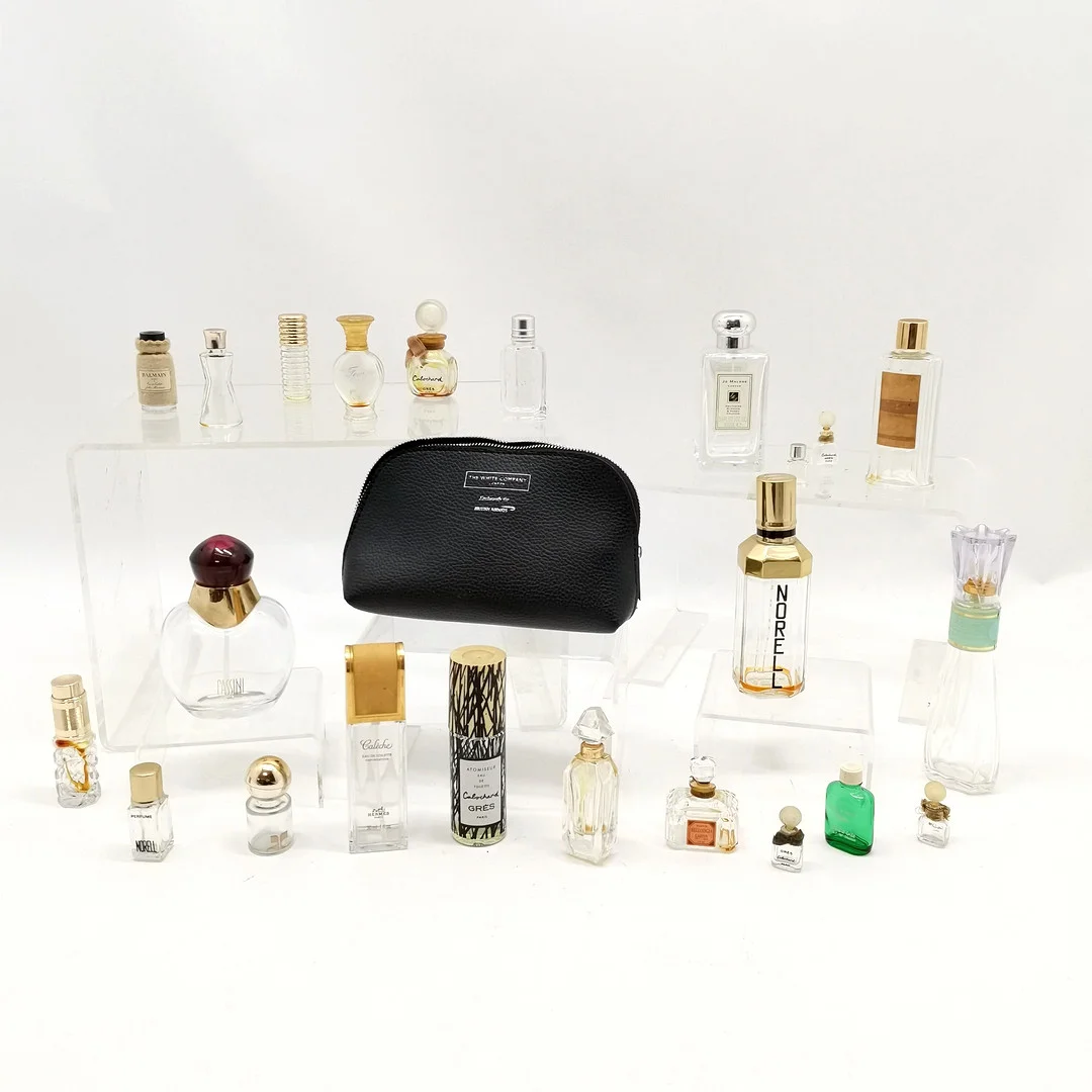 QTY OF VINTAGE EMPTY SCENT BOTTLES & ATOMISERS. — Other — Acreman St Auctioneers & Valuers