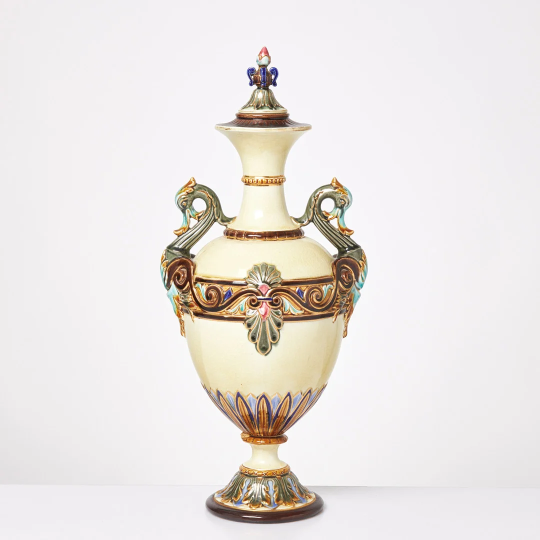 LOCKURNA, majolika, Rörstrand, 1800-tal. — European — Stockholms Auktionsverk Sickla