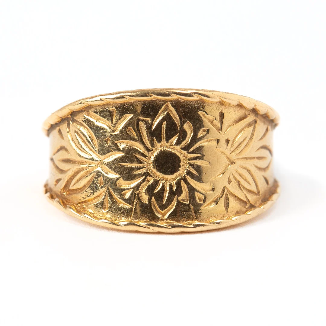 RING, 18K guld, Bengt Hallberg, Köping, 1976. — Rings — Stockholms Auktionsverk Göteborg